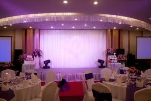Tư vấn lắp đặt hệ thống âm thanh - ánh sáng biểu diễn cho đám cưới